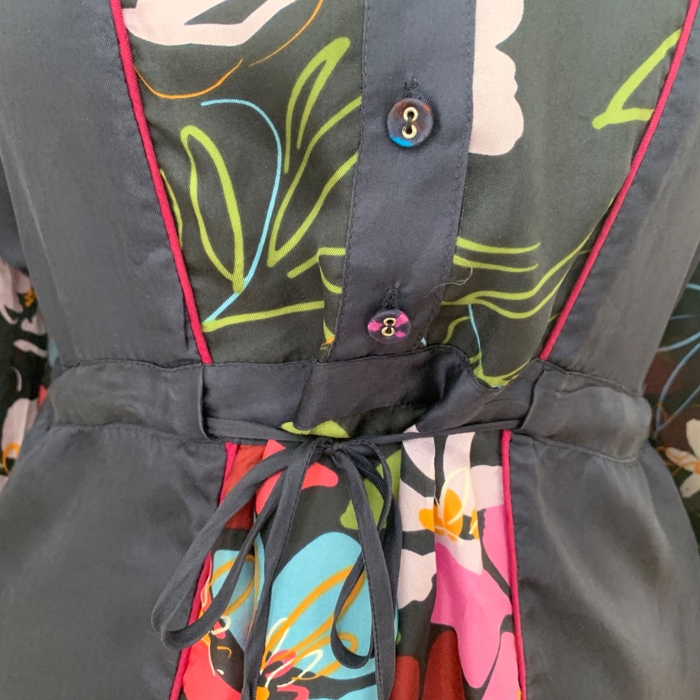JOHNNY WAS SILK TUNIC - Picture 3 of 9